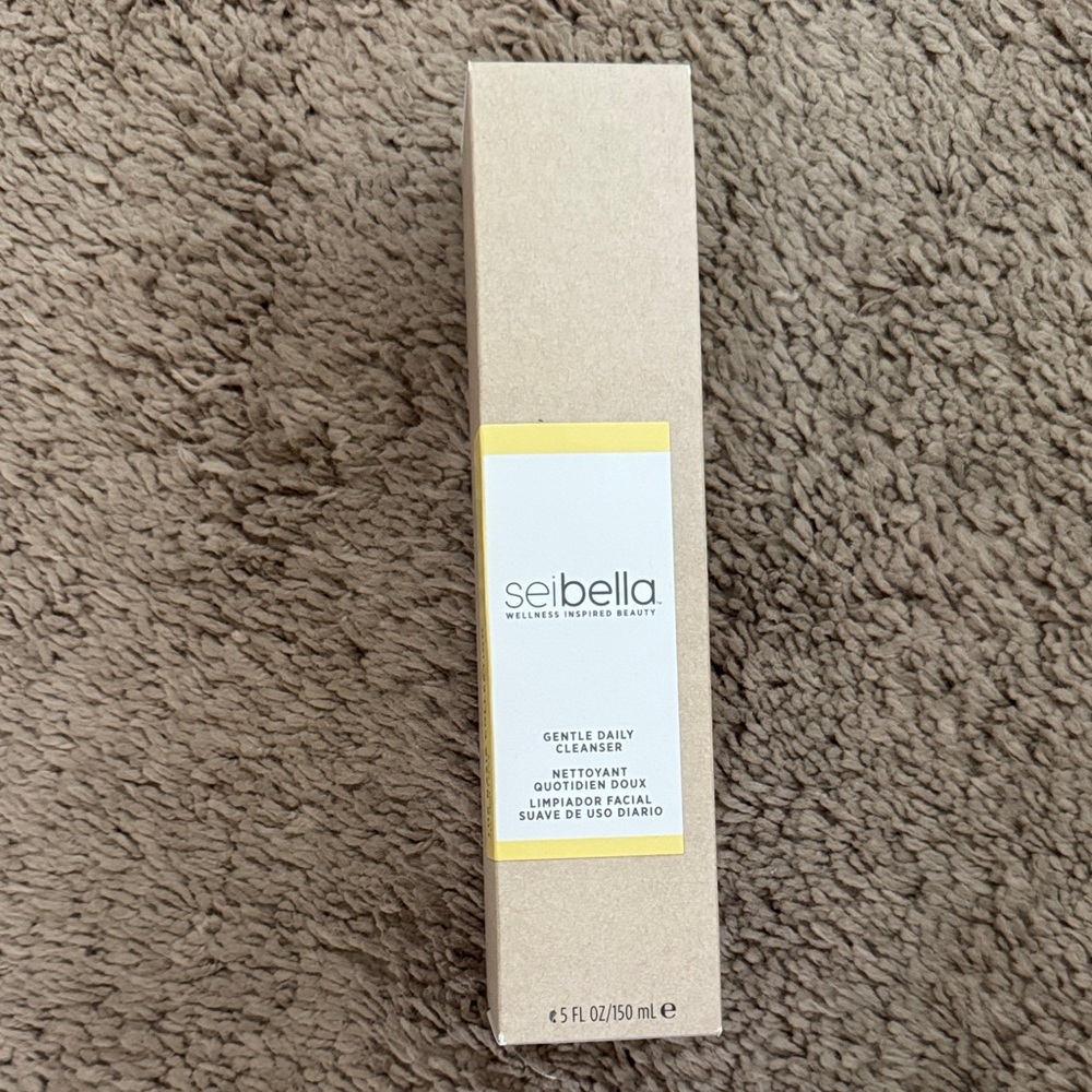 New in box Seibella Gentle Daily Cleanser